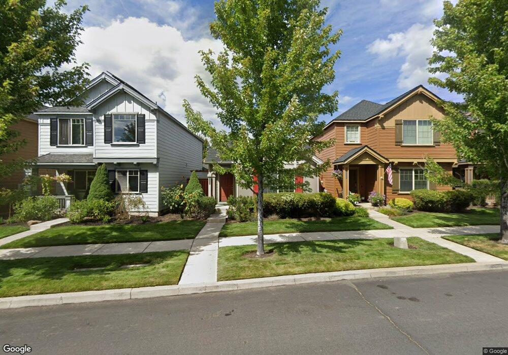 61189 Dayspring Dr, Bend, OR 97702 - photo 1