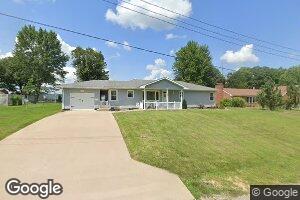 335 E Jefferson St, Winchester, IL 62694