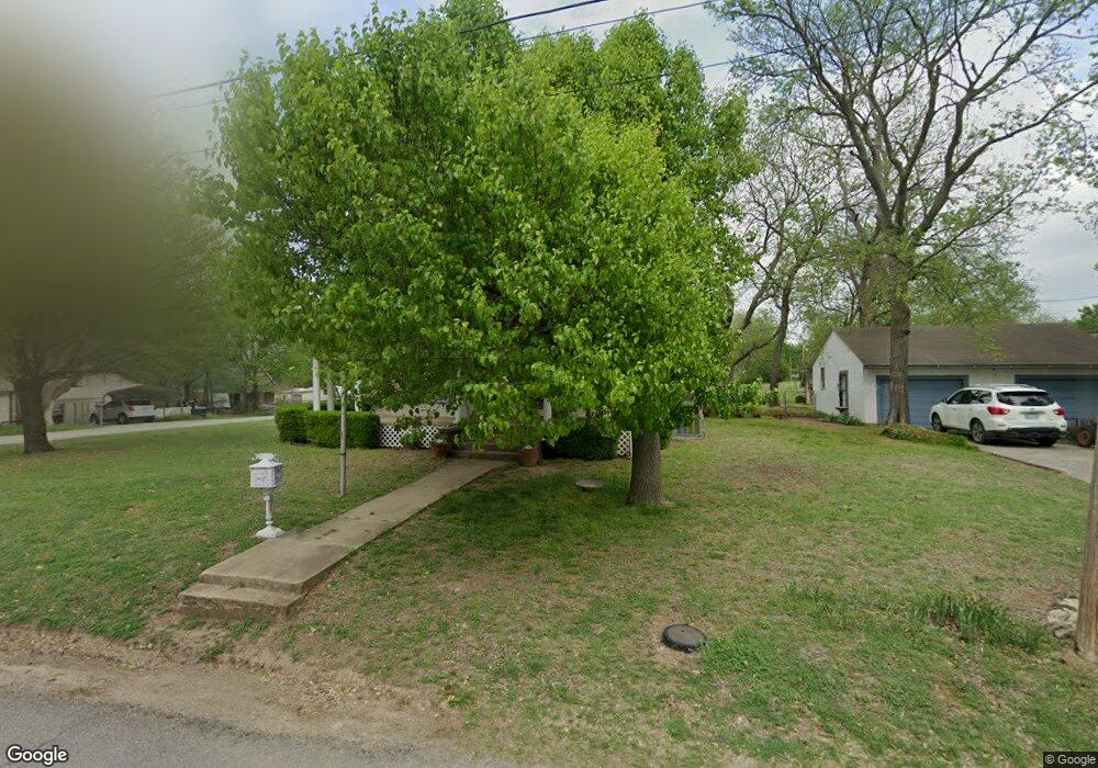 1421 E 1st St, Sulphur, OK 73086 - photo 1