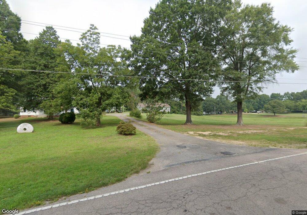 4735 Rainbow Dr, Kannapolis, NC 28081 - photo 1