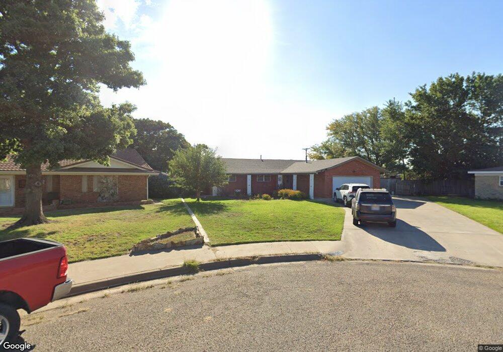 511 Mills Ave, Dumas, TX 79029 - photo 1