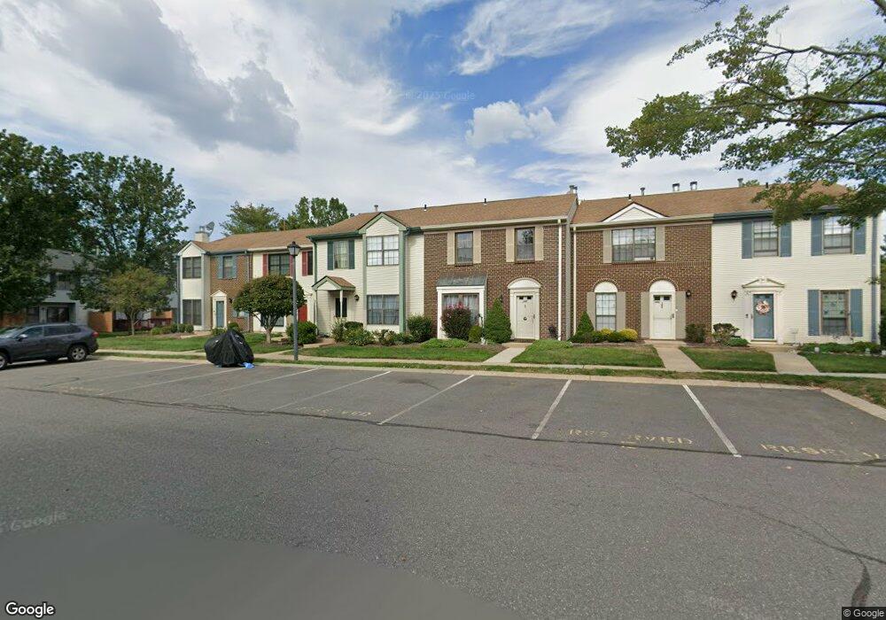 107 Fisher Dr, Franklin Park, NJ 08823 - photo 1