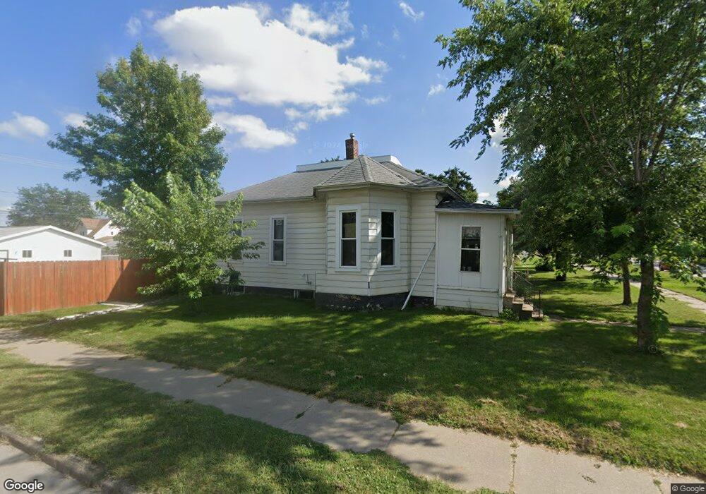 1601 3rd St SW, Cedar Rapids, IA 52404 - photo 1