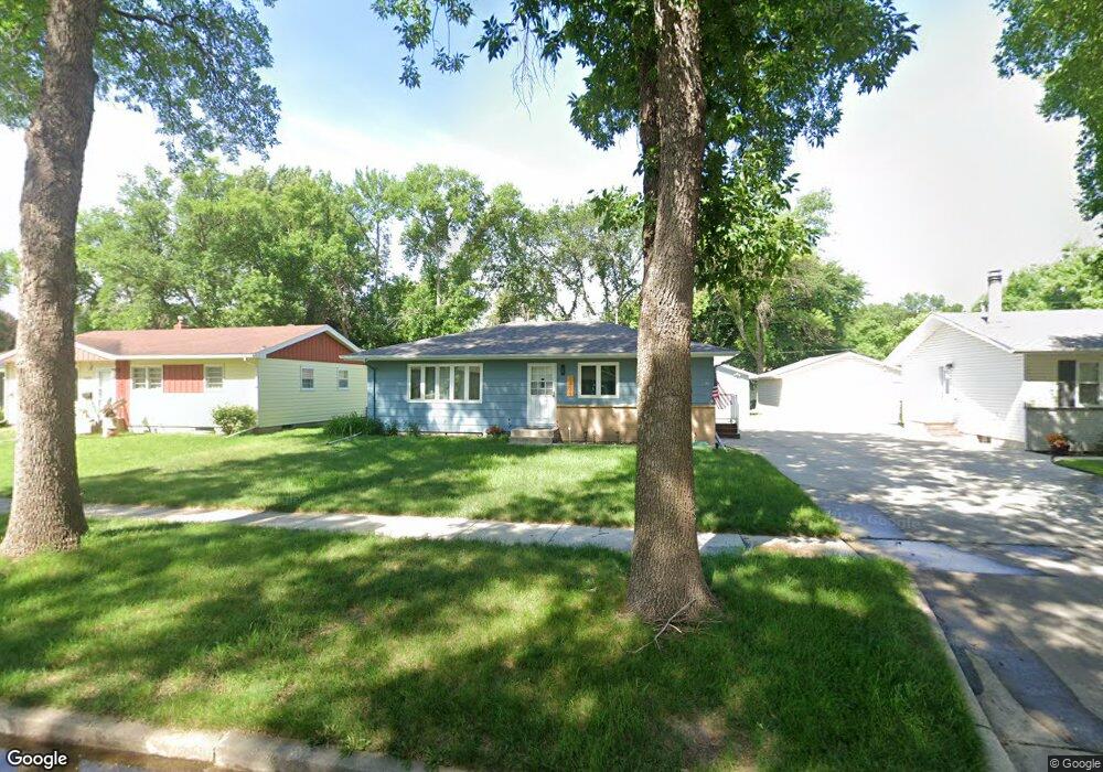 1429 18th St S, Fargo, ND 58103 - photo 1