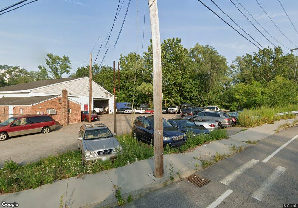 2 Canna St, West Warwick, RI 02893 - photo 1