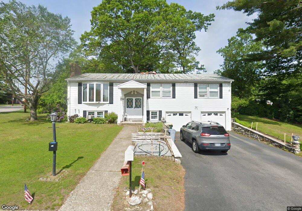 22 Candlewood Dr, Greenville, RI 02828 - photo 1