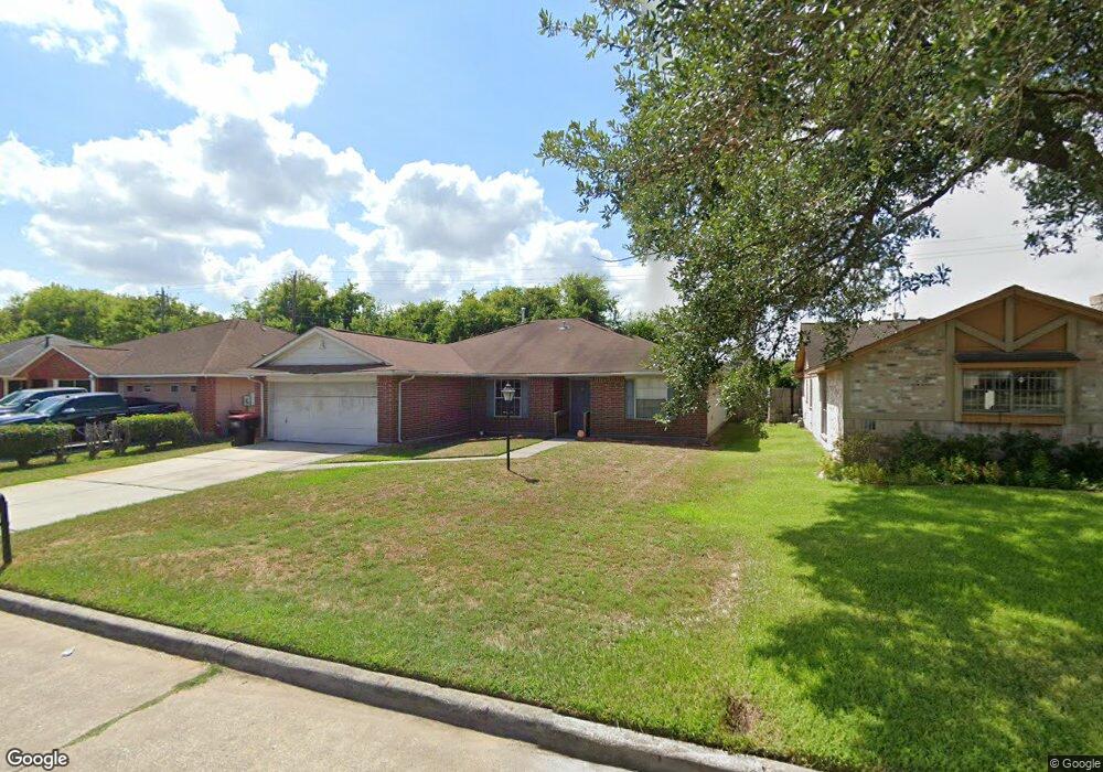 1515 Green Trail Dr, Houston, TX 77038 - photo 1