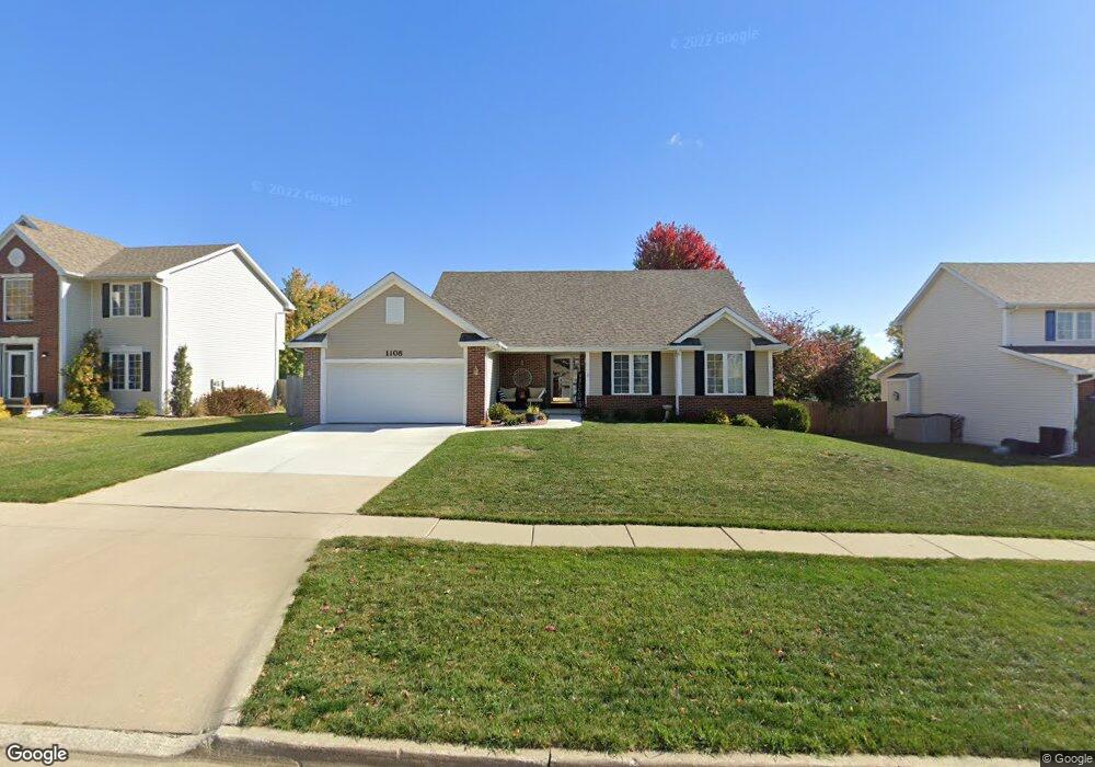 1108 W 16th St S, Newton, IA 50208 - photo 1