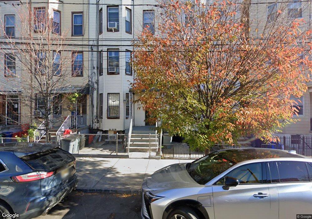 222 Maple St, Weehawken, NJ 07086 - photo 1