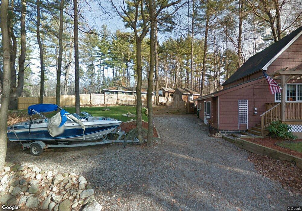 27 Shore Dr, MerriMacK, NH 03054 - photo 1