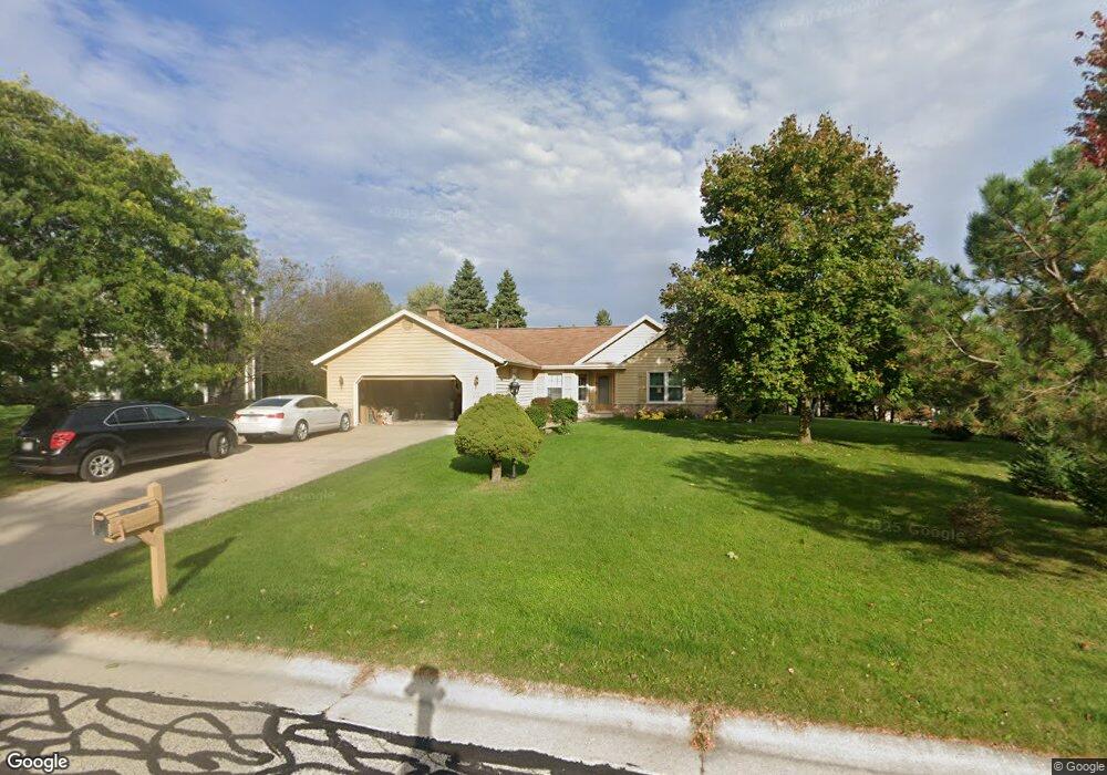 W154N10306 Regency Ct N, Germantown, WI 53022 - photo 1