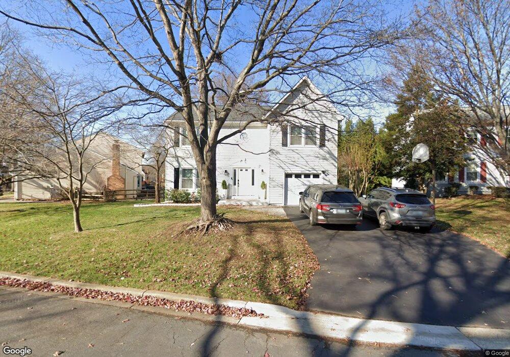 13511 Spinning Wheel Dr, Germantown, MD 20874 - photo 1