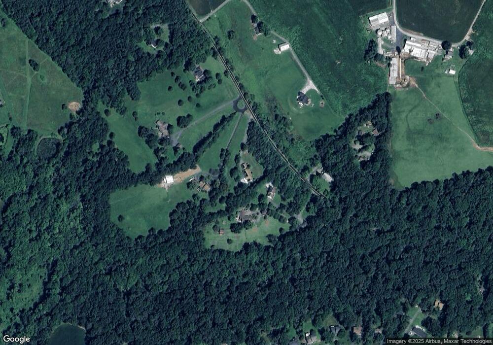 949 Buckhorn Rd, Sykesville, MD 21784 - photo 1