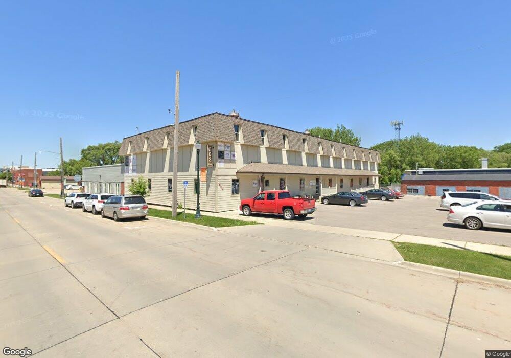 602 State St unit E2, Cedar Falls, IA 50613 - photo 1