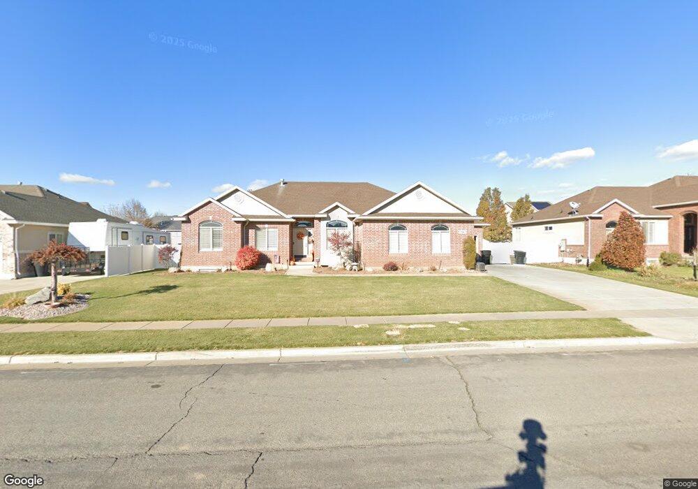 794 W 2075 S, Syracuse, UT 84075 - photo 1