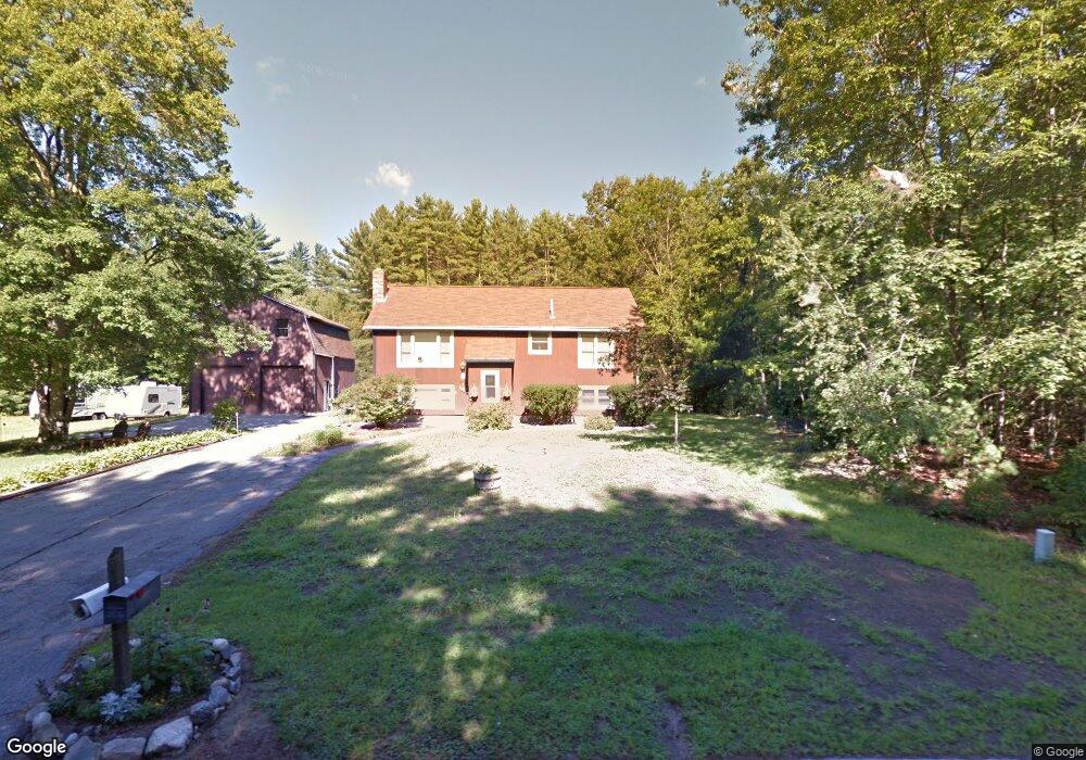 8 Burt St, MerriMacK, NH 03054 - photo 1