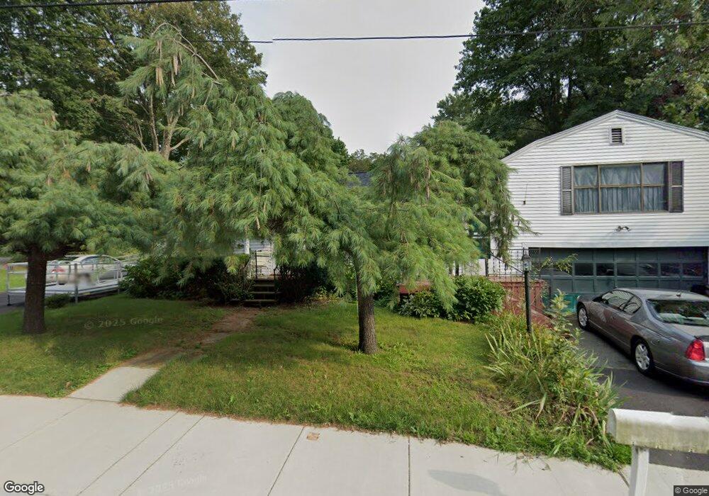 11 Hartford Ave N, Upton, MA 01568 - photo 1