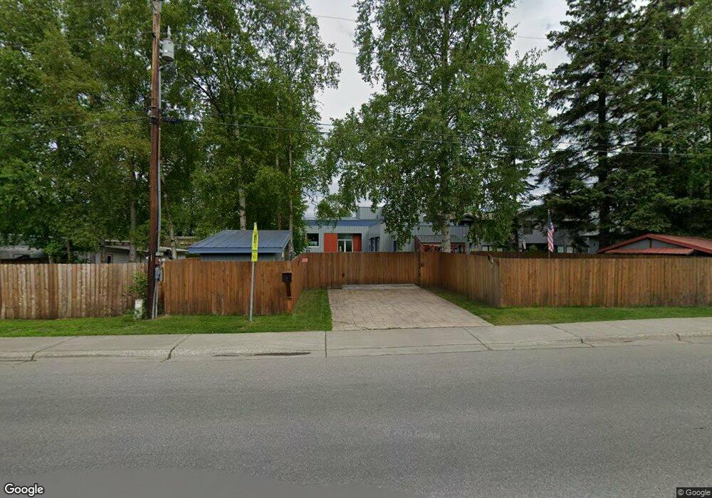 1449 Hillcrest Dr, Anchorage, AK 99503 - photo 1