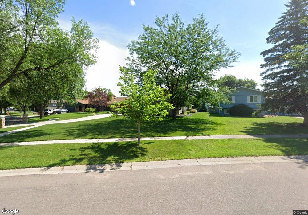 1402 23rd St S, Fargo, ND 58103 - photo 1