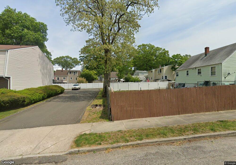 28 Enid St unit 28 B, Bridgeport, CT 06606 - photo 1