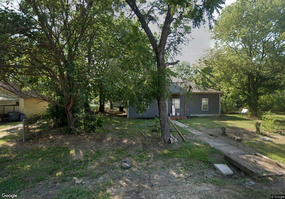 113 N Dakota Ave, Haskell, OK 74436 - photo 1