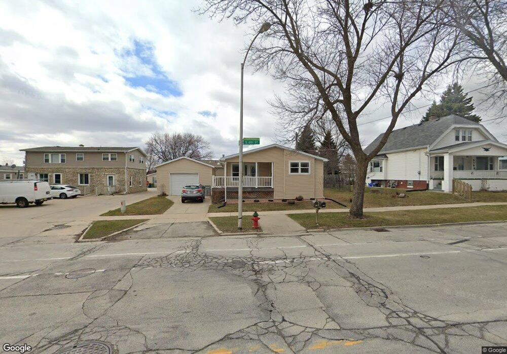 4179 S 6th St, Milwaukee, WI 53221 - photo 1