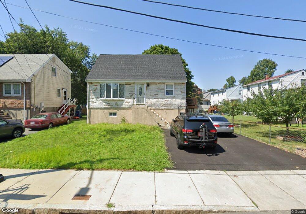 27 Edson St, Hyde Park, MA 02136 - photo 1