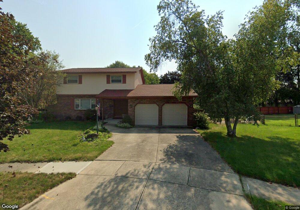 6152 Harrington Ct, Columbus, OH 43229 - photo 1