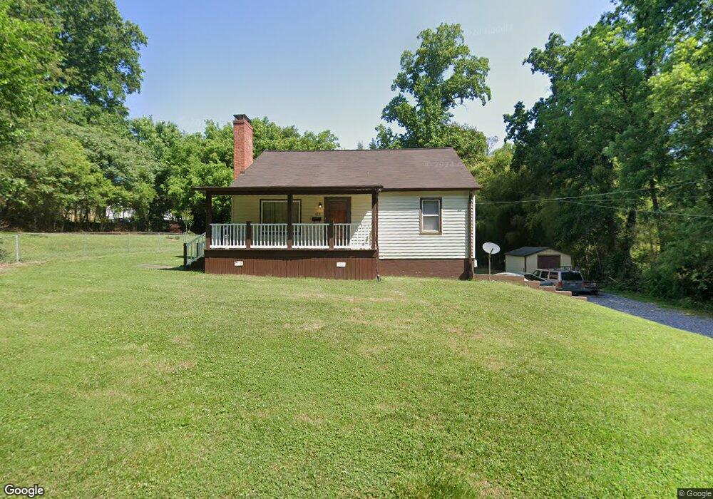 615 Wood St, Statesville, NC 28677 - photo 1