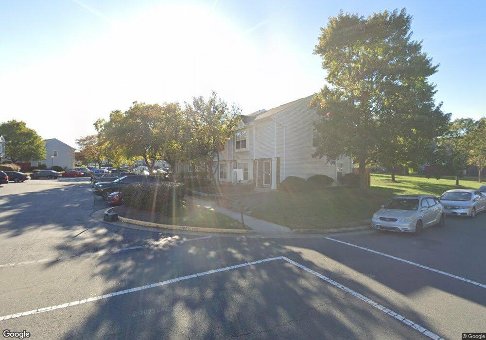 21748 Marigold Cir, Sterling, VA 20164 - photo 1