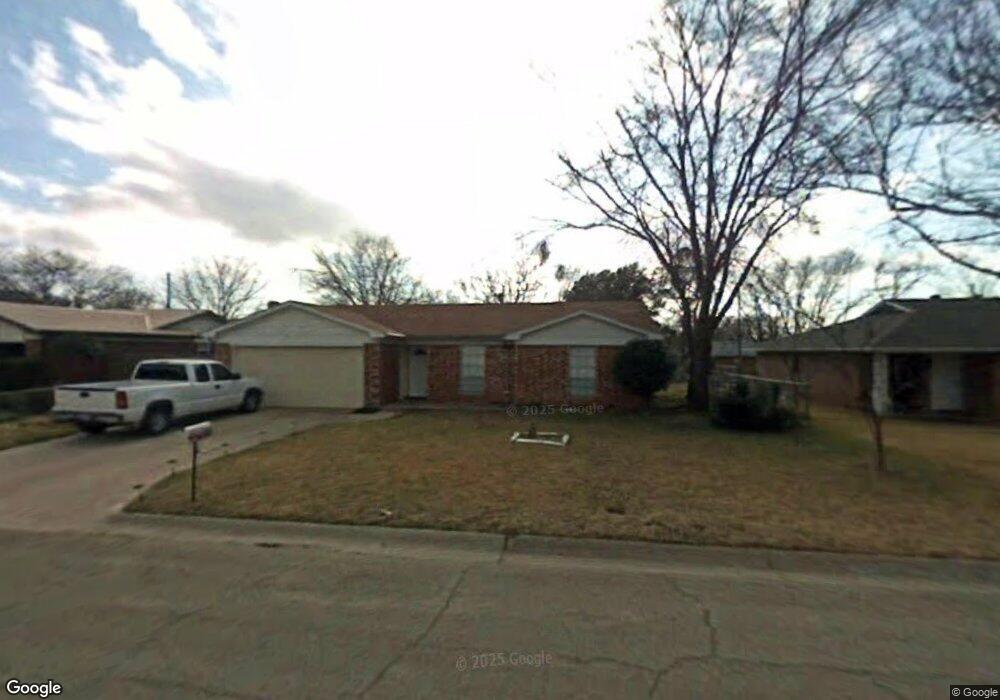 1911 Armstrong St, Cleburne, TX 76033 - photo 1