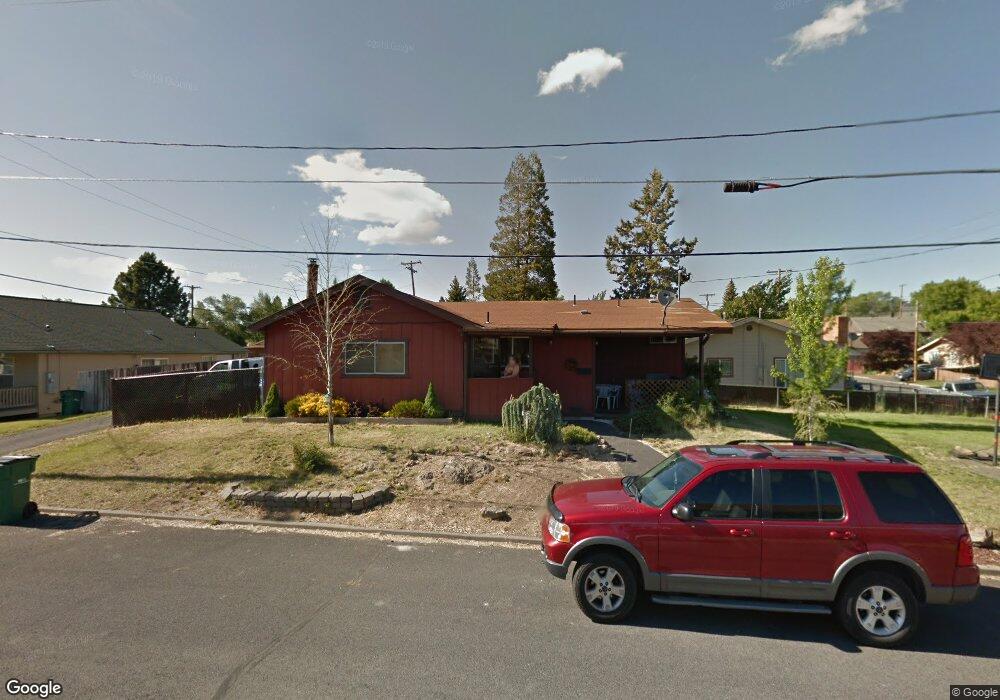 1400 Lakeview Ave, Klamath Falls, OR 97601 - photo 1