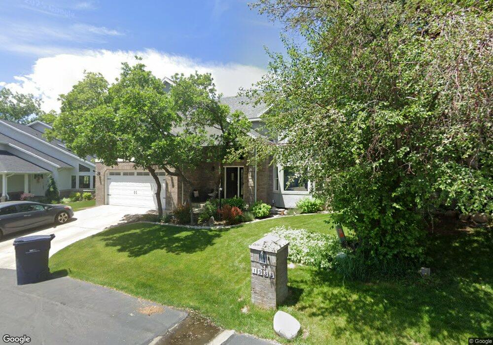 1933 Quail Crossing Ln, Sandy, UT 84092 - photo 1