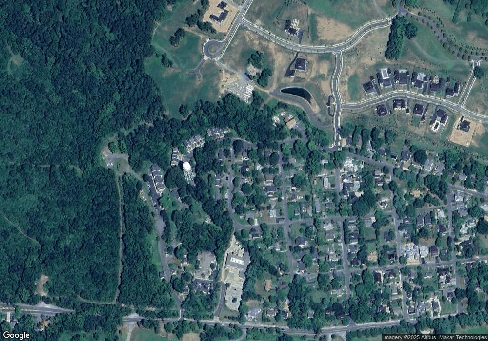 207 Maple St, Middleburg, VA 20117 - photo 1