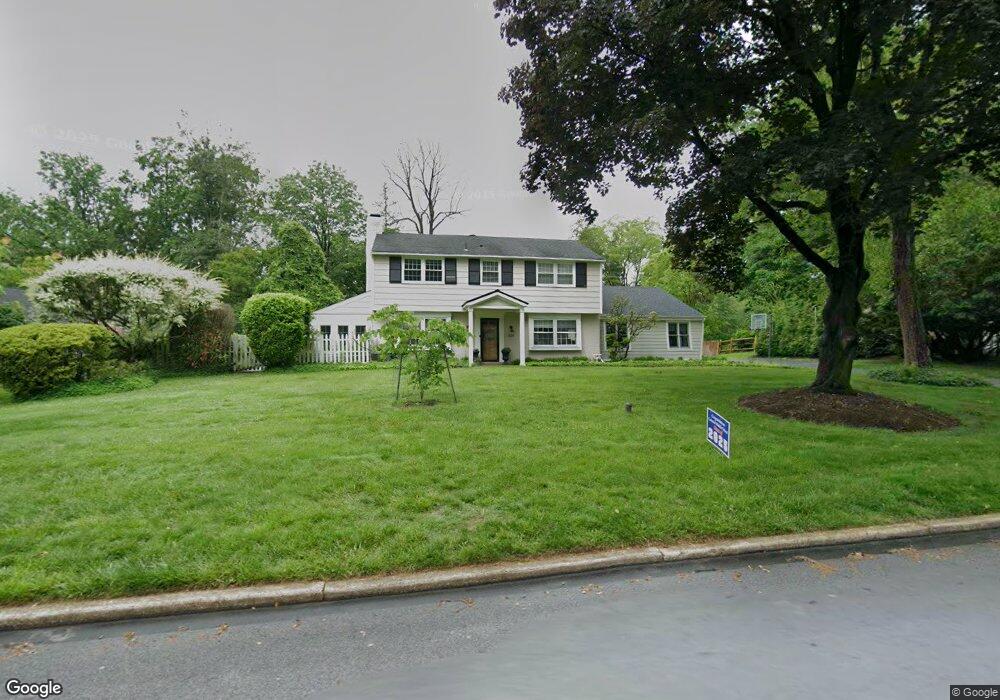 828 Pine Tree Rd, Lafayette Hill, PA 19444 - photo 1