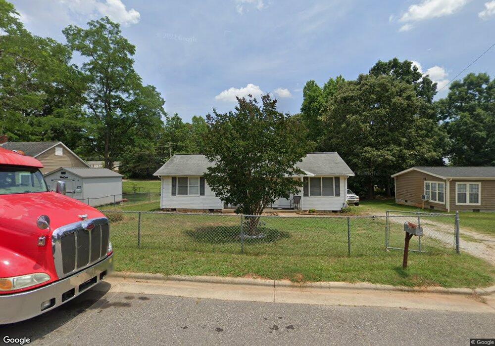 1417 3rd St, Statesville, NC 28677 - photo 1