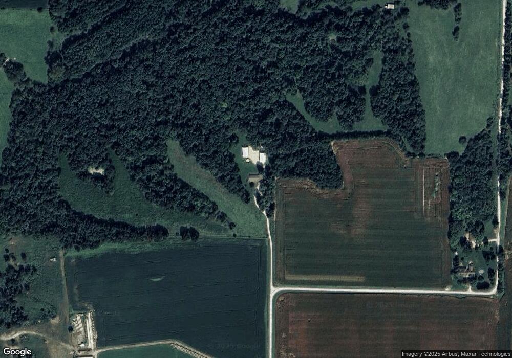 1389 Headen Rd, Jacksonville, IL 62650 - photo 1