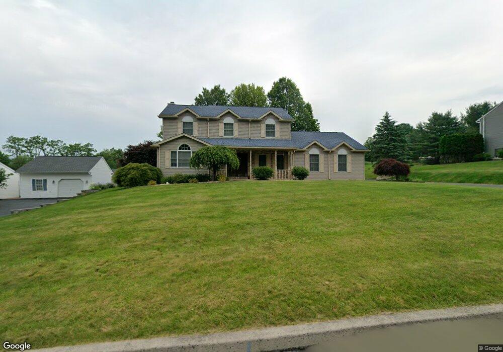 1013 Ridgeview Dr, Orwigsburg, PA 17961 - photo 1