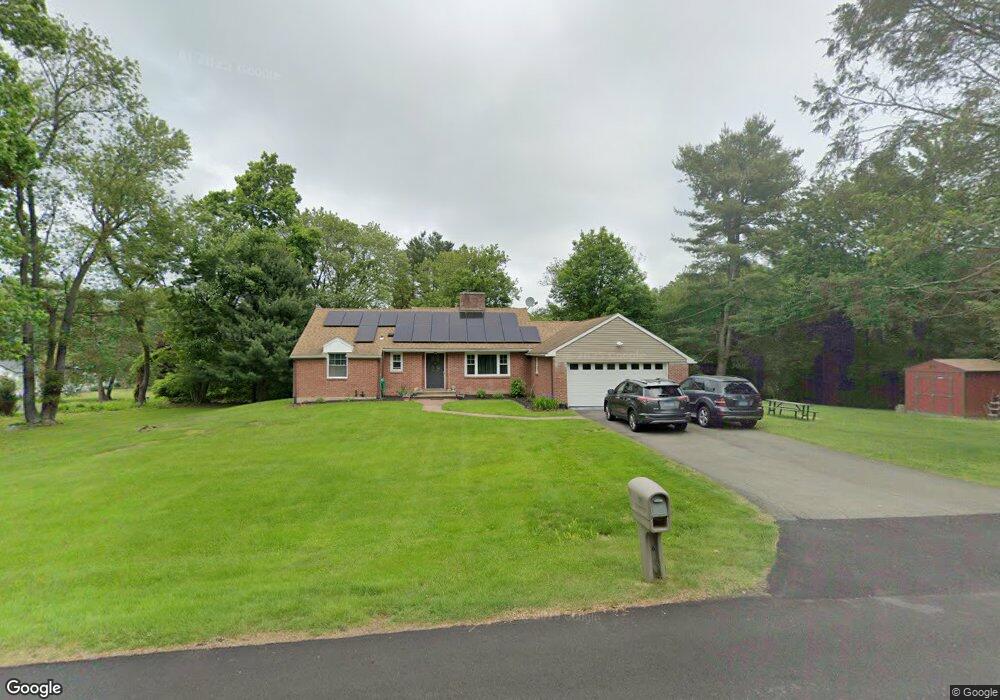 637 Avon Dr, Orange, CT 06477 - photo 1