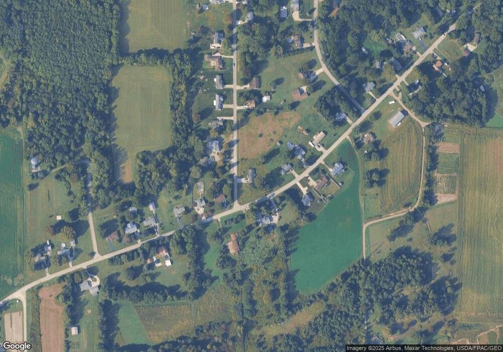 567 Janet Dr, Conneaut, OH 44030 - photo 1