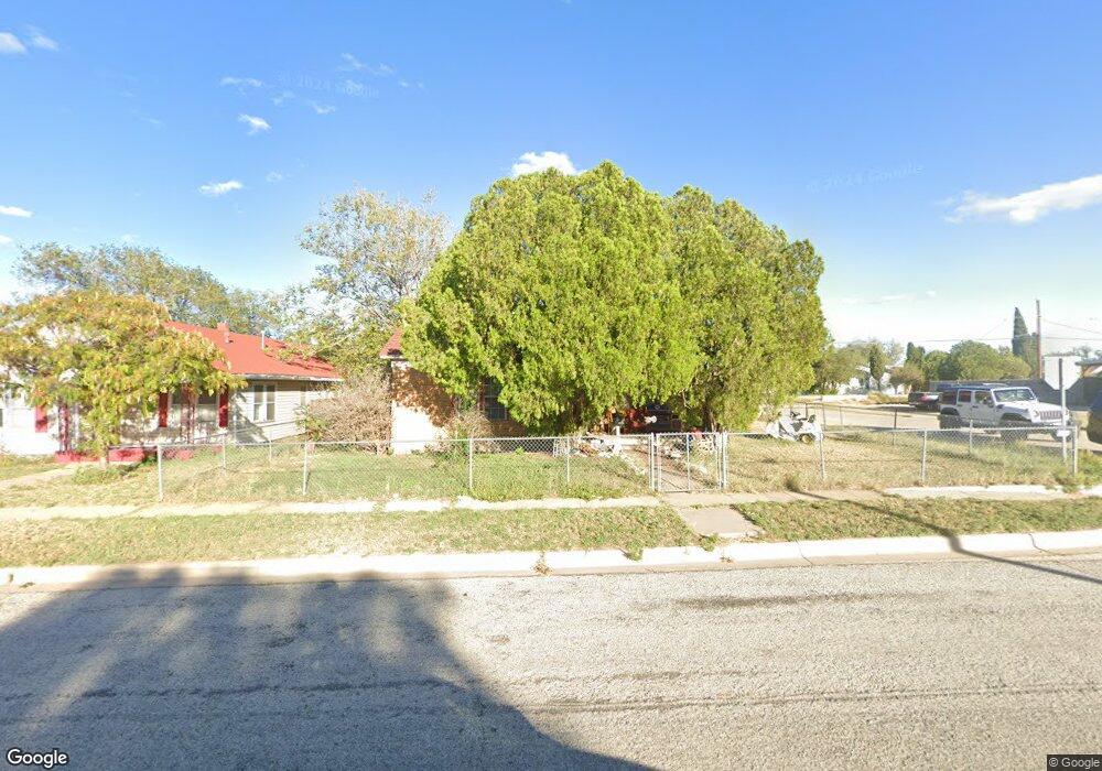 1611 S Main St, Big Spring, TX 79720 - photo 1