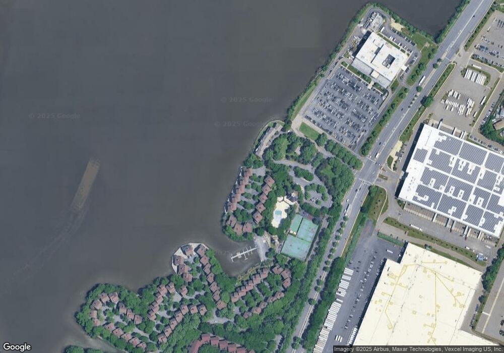 71 Harbor Key unit 71, Secaucus, NJ 07094 - photo 1