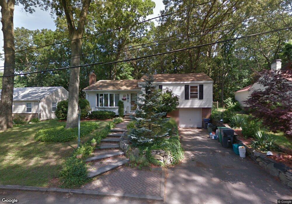 67 Darling St, Warwick, RI 02886 - photo 1