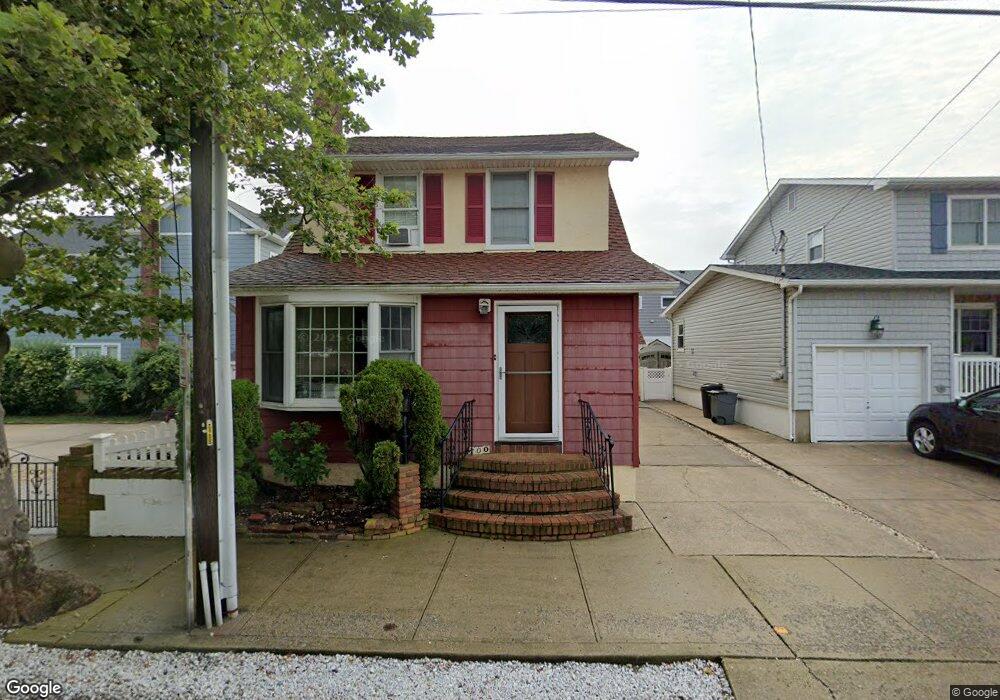 100 Baldwin Ave, Point Lookout, NY 11569 - photo 1