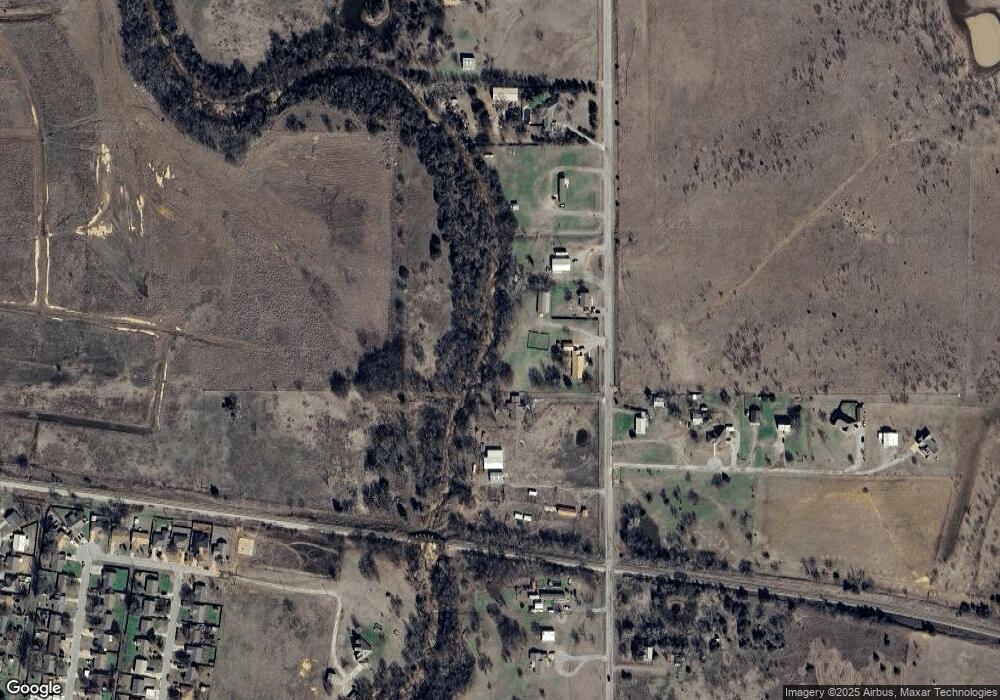 203 N Crater Creek Rd, Cache, OK 73527 - photo 1