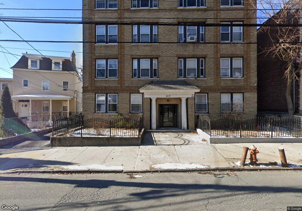 217 Hawthorne Ave, Yonkers, NY 10705 - photo 1