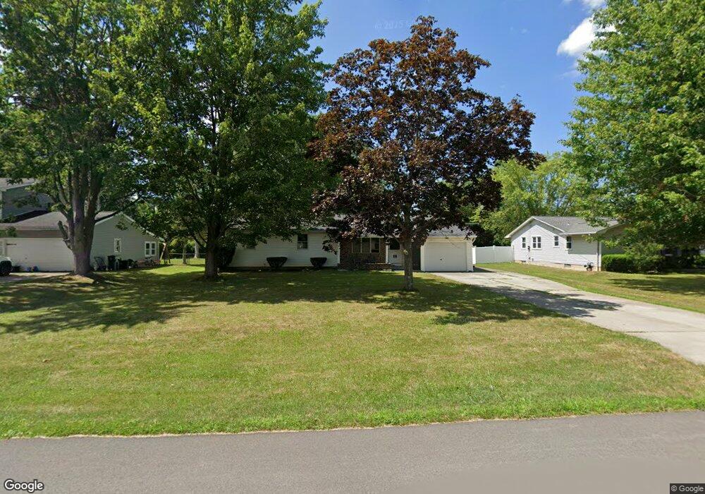 7188 Nickett Dr, North Tonawanda, NY 14120 - photo 1
