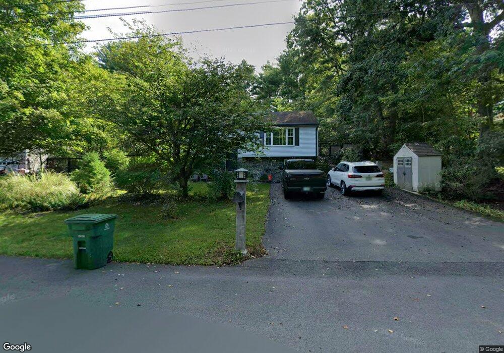 20 Yorkway Dr, Nashua, NH 03062 - photo 1