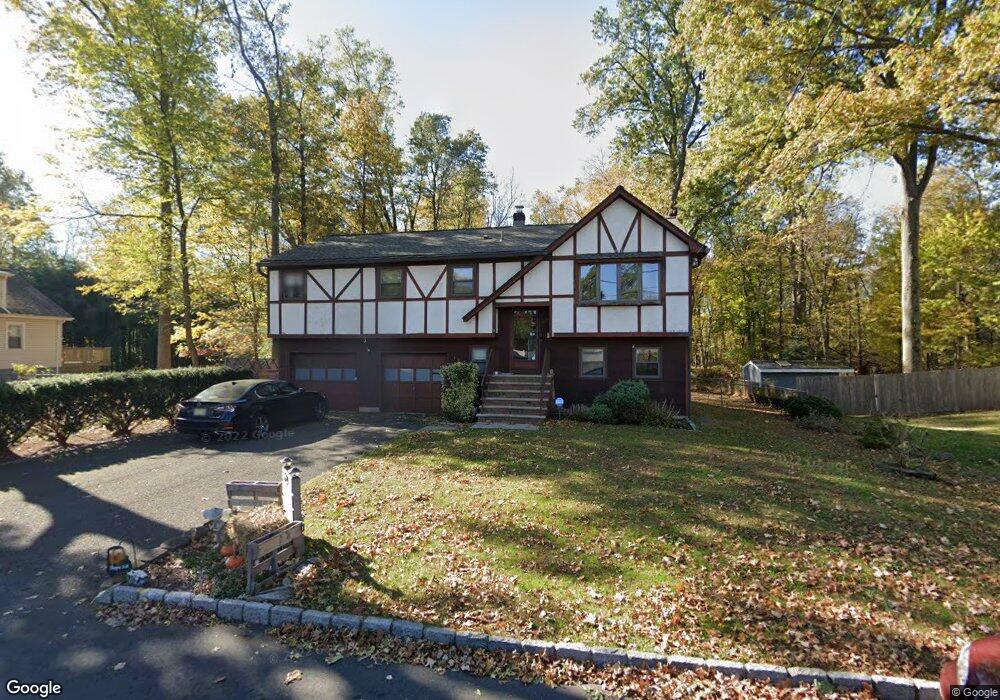 524 Longfellow Ave, Piscataway, NJ 08854 - photo 1