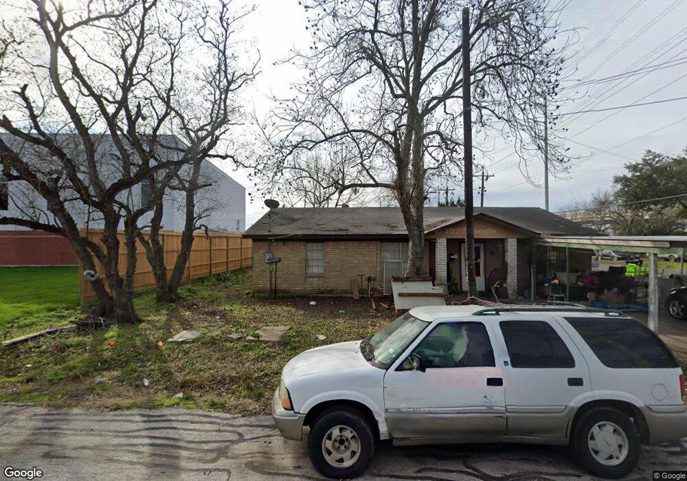 1802 Avenue E, Rosenberg, TX 77471 - photo 1